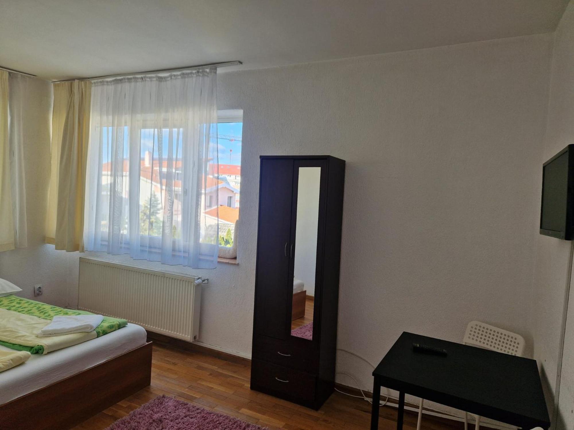 Bigcitty Rooms Клуж-Напока Экстерьер фото